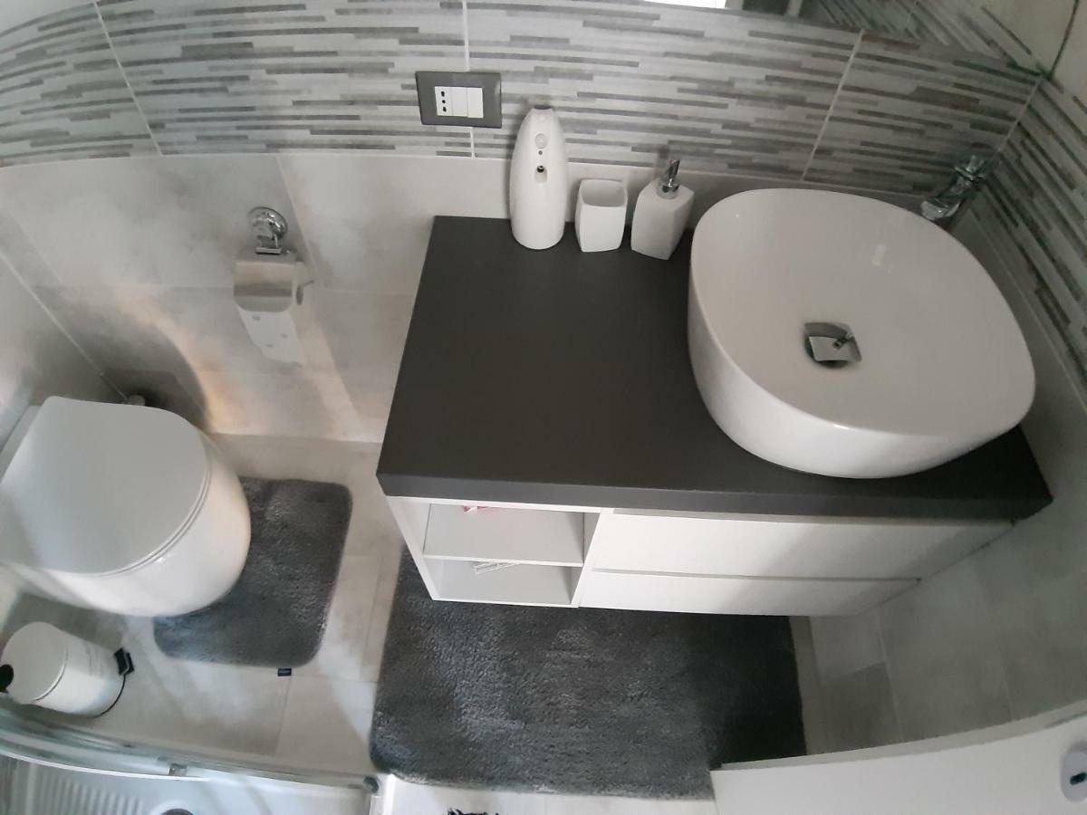 Alessandra'S Home Верона Экстерьер фото